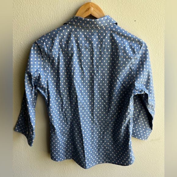 L.L. Bean blue floral 3/4 button front top - Picture 4 of 5